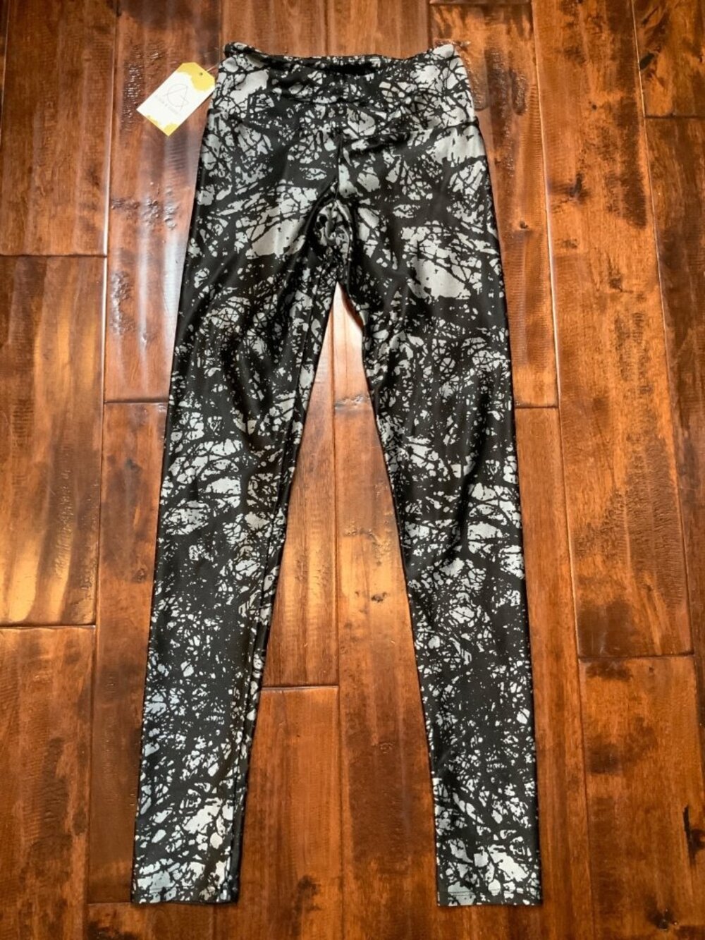 Goldsheep Silver Black Shatter Print Yoga Athletic Leggings, Size S